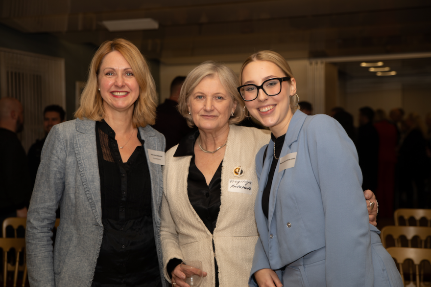 Rasa Sulžinskienė (Ecohardwood), Virginija Umbrasienė (Lietuvos Ambasada), Magdalena Jaroslavska.