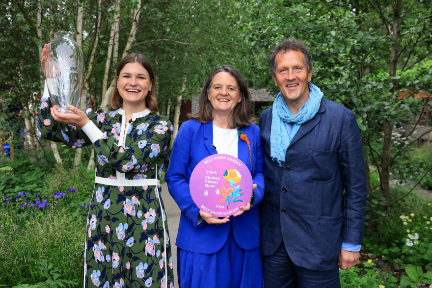 Ula is pictured receiving her award from RHS Director General Clare Matterson and Monty Don. Image: RHS/Oliver Dixon.