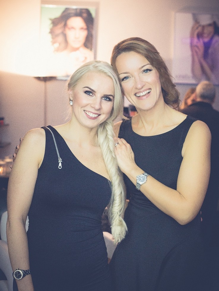 Kristina su komandos nare Aušra.