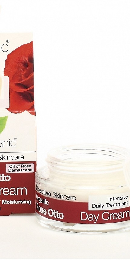  
Dieninis kremas - Dr Organic - Rose Otto Day Cream. hollandandbarrett.com, £9,79.
