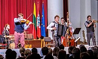 Akordeonistas Martynas Levickis su grupe. Foto: Julius Milius.